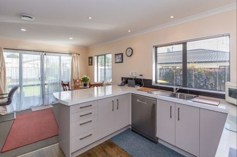 Photo of property in 4 Belle Maison Court, Levin, 5510