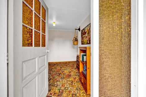 Photo of property in 84 Domett Street, Opunake, 4616