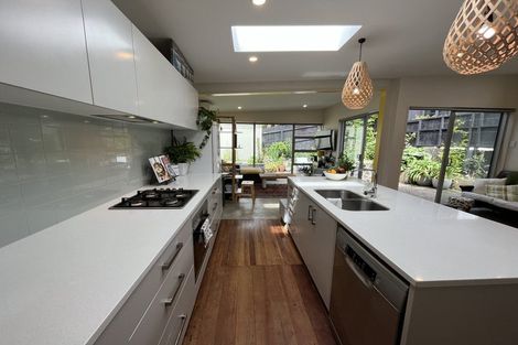 Photo of property in 31 Newman Terrace, Thorndon, Wellington, 6011