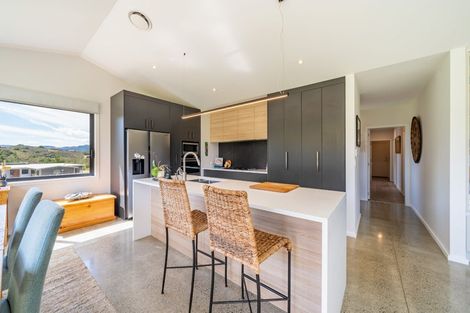 Photo of property in 46 Crest Road, Akatarawa, Upper Hutt, 5372