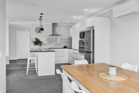 Photo of property in 1a Carrington Street, Inglewood, 4330