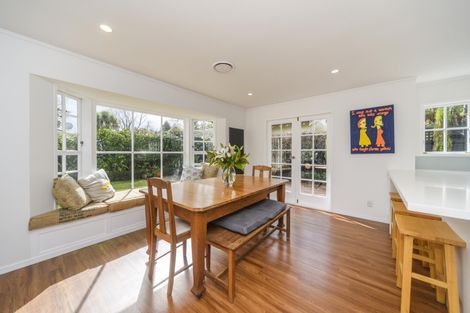 Photo of property in 92 Roy Street, Palmerston North, 4410