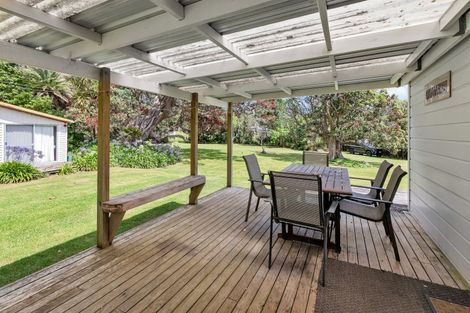 Photo of property in 121 Ohawini Road, Oakura, Hikurangi, 0184