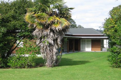 Photo of property in 28 Harsant Avenue, Hahei, Whitianga, 3591
