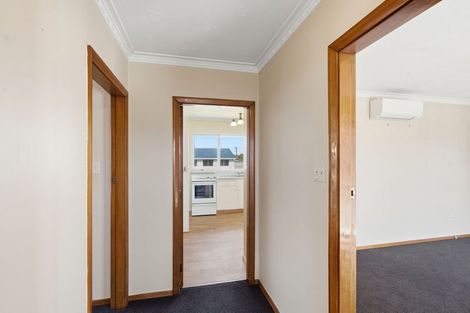 Photo of property in 33 Staveley Street, Avonhead, Christchurch, 8042