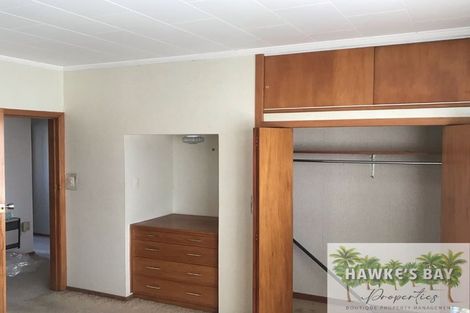 Photo of property in 2/35 Middle Road, Havelock North, 4130