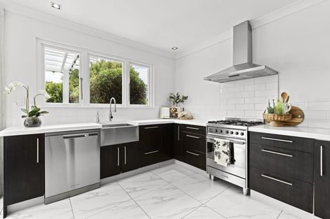 Photo of property in 293a Carrington Street, Vogeltown, New Plymouth, 4310