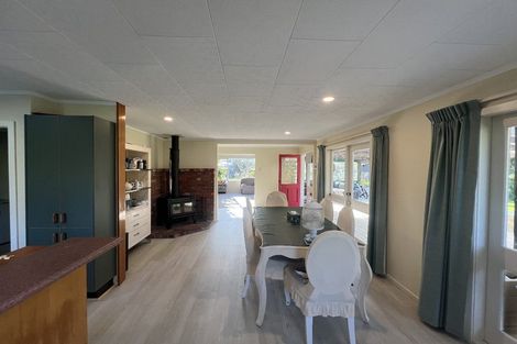 Photo of property in 92 Rahui Road, Otaki, 5512