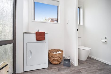 Photo of property in 5/44 Sunnyside Road, Sunnyvale, Auckland, 0612