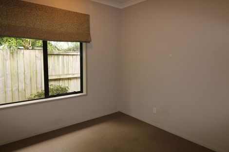 Photo of property in 8 Gibbston Close, Huntington, Hamilton, 3210