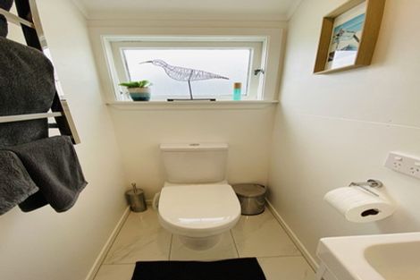 Photo of property in 4 Shearer Drive, Oakura, 4314