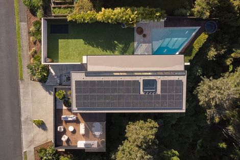 Photo of property in 6 Island Bay Road, Beach Haven, Auckland, 0626