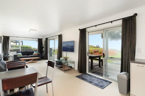 Photo of property in 115 Pukehina Parade, Pukehina, 3189