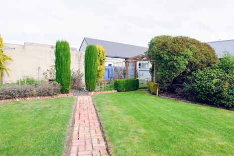 Photo of property in 27 Sandringham Street, Oamaru North, Oamaru, 9400