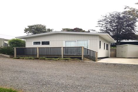 Photo of property in 104 Carthew Street, Okato, 4335