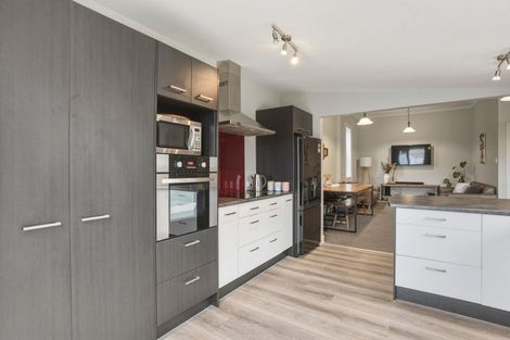 Photo of property in 2 Baker Street, Caversham, Dunedin, 9012