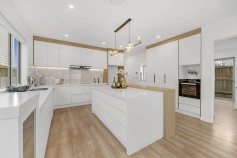 Photo of property in 76 Castlebane Drive, Flat Bush, Auckland, 2019
