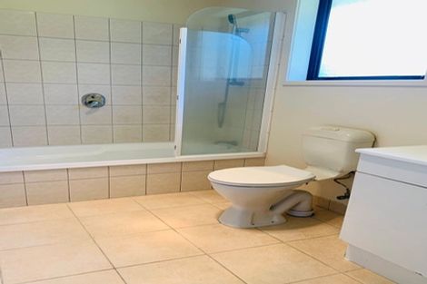 Photo of property in 7 Raphoe Road, Flat Bush, Auckland, 2019