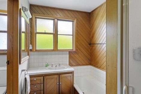 Photo of property in 30 Sawyers Arms Road, Northcote, Christchurch, 8052