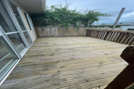 Photo of property in 2/109 Pigeon Mountain Road, Half Moon Bay, Auckland, 2012