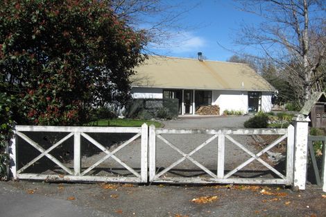 Photo of property in 38 Kuratawhiti Street, Greytown, 5712