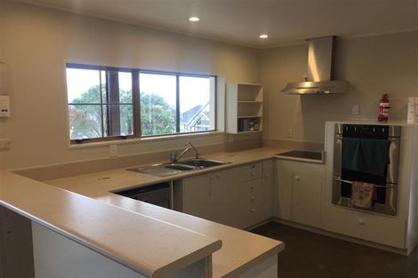 Photo of property in 2 Kilsyth Street, Karori, Wellington, 6012