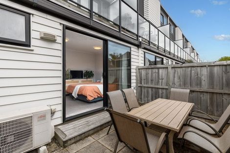 Photo of property in 11/33 Miro Street, Mount Maunganui, 3116