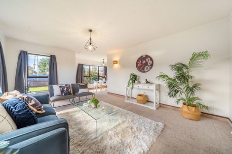 Photo of property in 52 Mcparland Street, Ebdentown, Upper Hutt, 5018