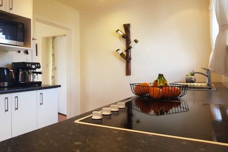 Photo of property in 30 Kamara Road, Glen Eden, Auckland, 0602