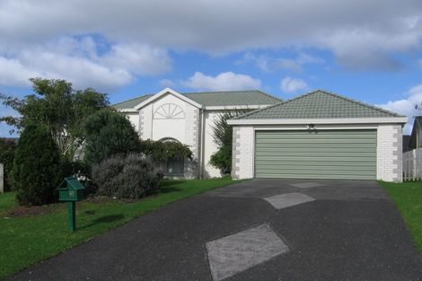 Photo of property in 29 Suncrest Drive, West Harbour, Auckland, 0618