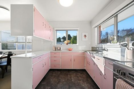 Photo of property in 6a Morrow Avenue, St Andrews, Hamilton, 3200