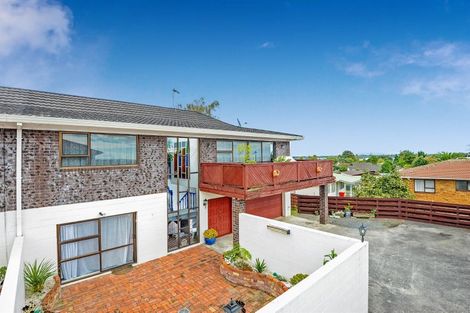 Photo of property in 2/22 Diorella Drive, Clover Park, Auckland, 2019