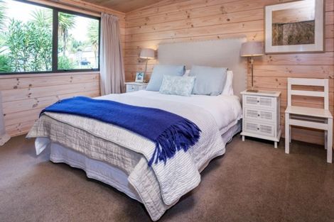 Photo of property in 32 Saint Andrews Drive, Pauanui, Hikuai, 3579