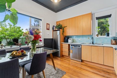 Photo of property in 11 Ings Avenue, Saint Clair, Dunedin, 9012