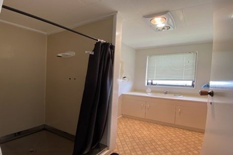 Photo of property in 2/23 Mataura Place, Clover Park, Auckland, 2019