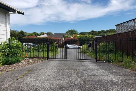 Photo of property in 13 Moonstone Grove, Birchville, Upper Hutt, 5018