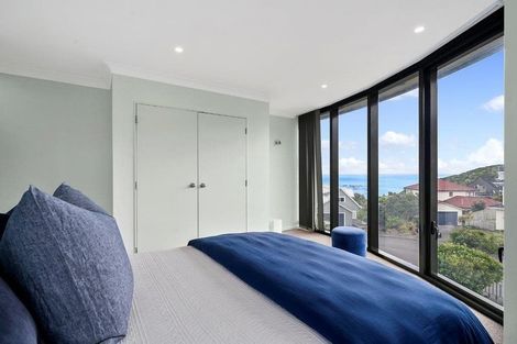 Photo of property in 9 Bury Grove, Strathmore Park, Wellington, 6022