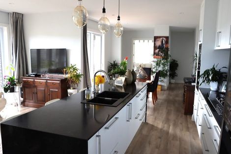 Photo of property in 121 Tapu Road, Huapai, Kumeu, 0810