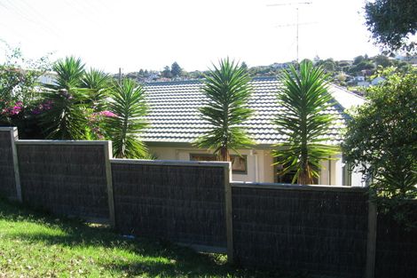 Photo of property in 2/658 Beach Road, Browns Bay, Auckland, 0630