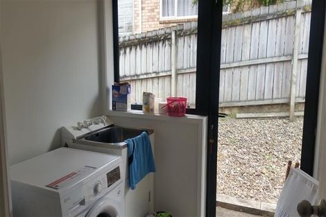 Photo of property in 43 Heathglen Place, Bayview, Auckland, 0629