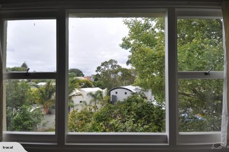 Photo of property in 8/5 Edgars Road, Westmere, Auckland, 1022