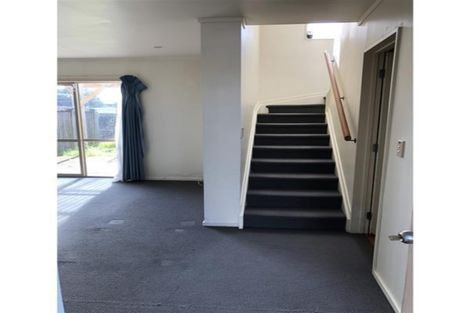 Photo of property in 15 Lockington Avenue, Henderson, Auckland, 0612