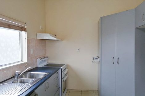 Photo of property in 171a Royal Road, Massey, Auckland, 0614