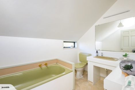 Photo of property in 17 Jamell Place, Avonhead, Christchurch, 8042