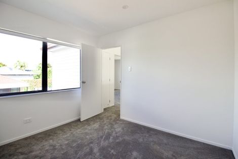Photo of property in 111a Lancaster Road, Beach Haven, Auckland, 0626
