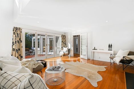 Photo of property in 35 Paparoa Street, Papanui, Christchurch, 8053