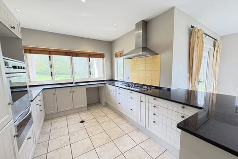 Photo of property in 246 State Highway 16, Kumeu, 0892