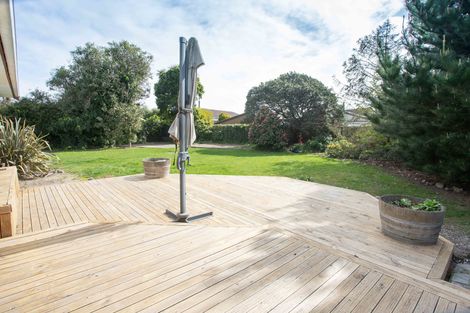 Photo of property in 3 Pateley Lane, Aranui, Christchurch, 8061