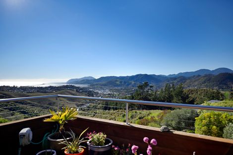 Photo of property in 327 Princes Drive, Britannia Heights, Nelson, 7010