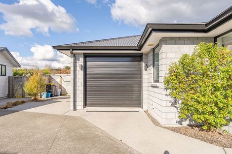Photo of property in 4 Hauruia Way, Pyes Pa, Tauranga, 3112